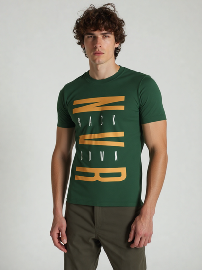 GenZudio “NVR Back Down” Vertical Motivational Graphic Men’s T-Shirt – Olive Green