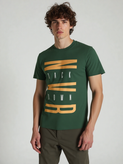 GenZudio “NVR Back Down” Vertical Motivational Graphic Men’s T-Shirt – Olive Green